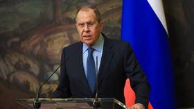 UE e OTAN formam coalizão 'para guerra contra a Rússia' – Lavrov