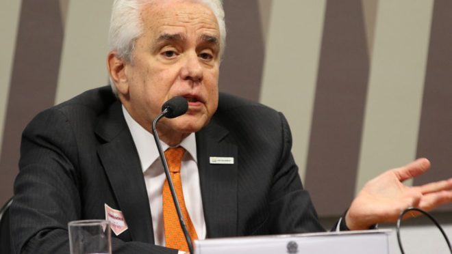 PGR quer ouvir ex-presidente da Petrobras sobre suposta interferência de Bolsonaro