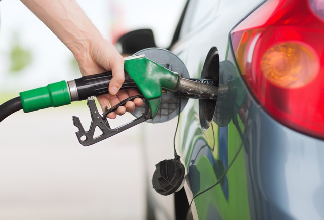 Veja dicas para economizar combustível na época de gasolina em alta