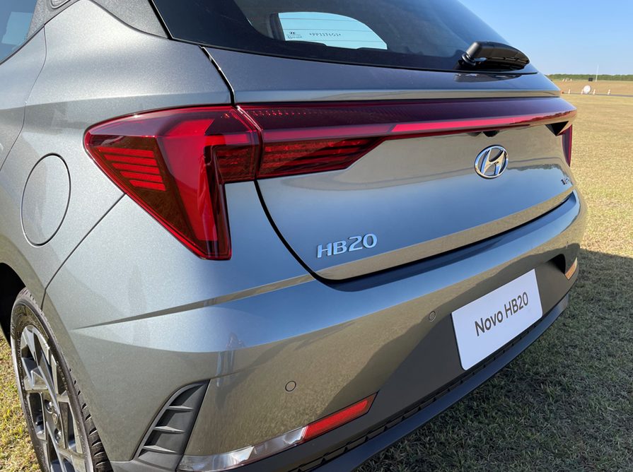Veja novidades da versão topo de linha do Hyundai HB20 2023