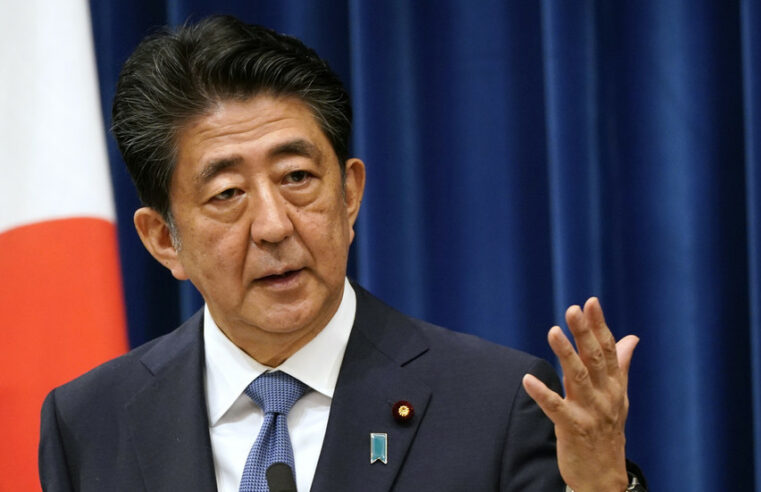 Ex-primeiro-ministro do Japão Abe morreu após ser baleado