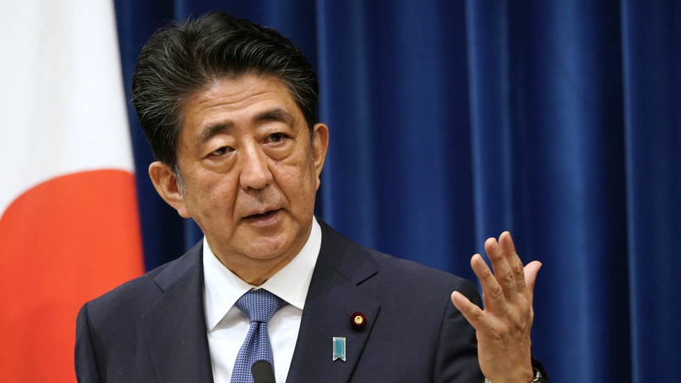 Ex-primeiro-ministro do Japão Abe morreu após ser baleado