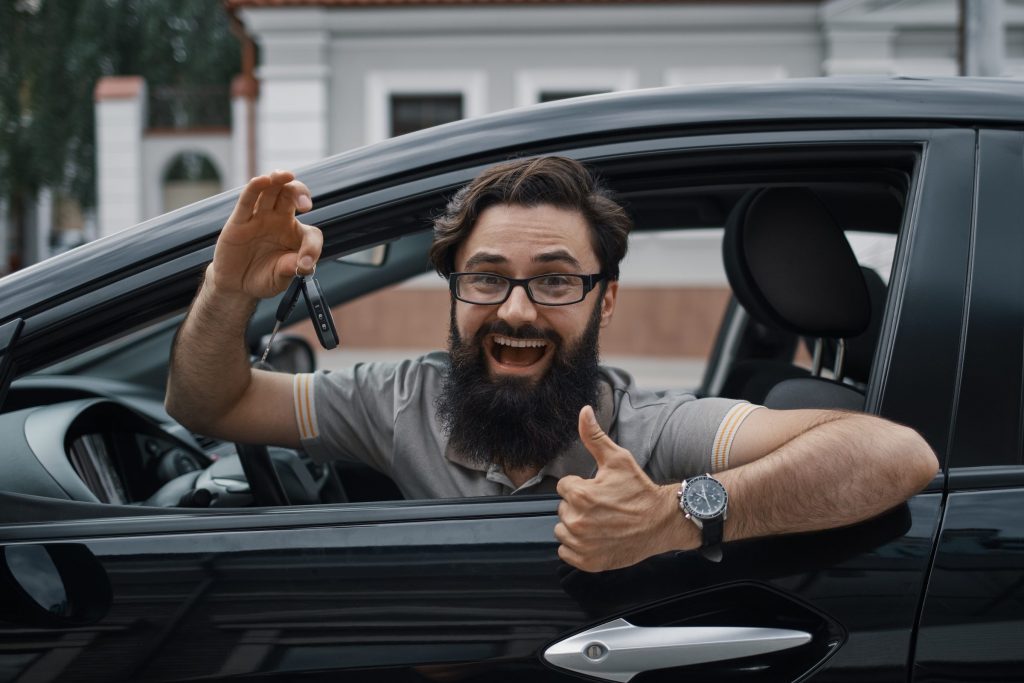 Com a popularização dos novos meios de transporte, o jovem de hoje em dia não tem a mesma paixão pelos carros como antigamente