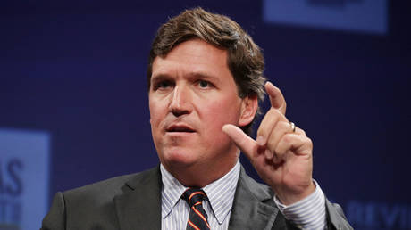 FOTO DO ARQUIVO.  O apresentador da Fox News, Tucker Carlson.  ©Chip Somodevilla / Getty Images / AFP