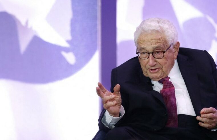 Kissinger adverte Biden sobre a China — RT World News