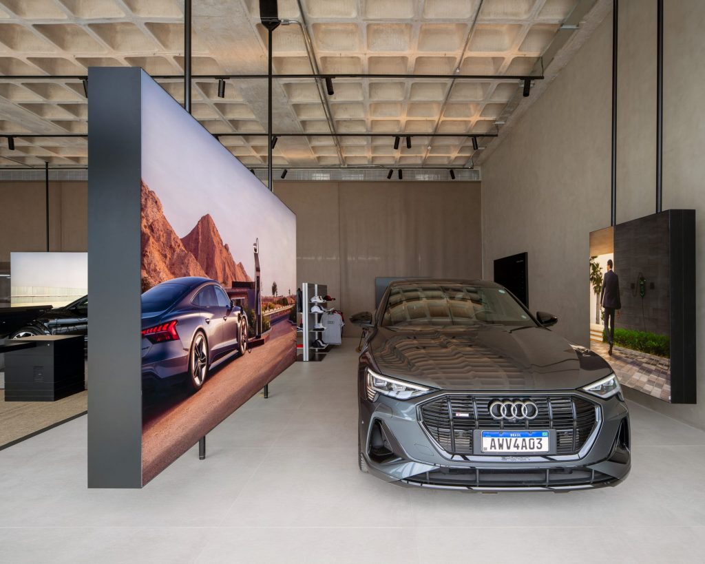 A Audi de Anúncio do Lançamento da Nova Oferta em São Paulo com Experiência Progressiva e Foco em Elétricos
