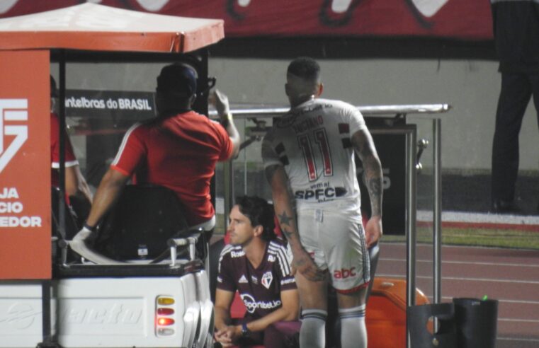 Com dores na coxa, Luciano é mais uma preocupação para Rogério Ceni – Arquibancada Tricolor