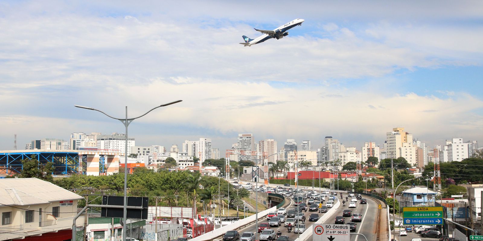 Demanda por voos domésticos tem queda de 2,5% no Brasil