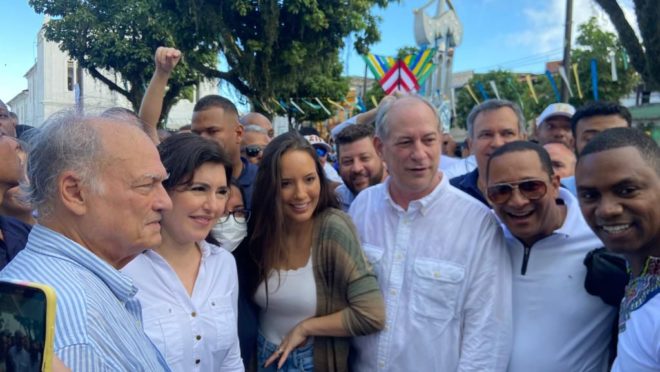 “Dia de pré-candidatos” em Salvador tem encontros separados e sem ocorrências