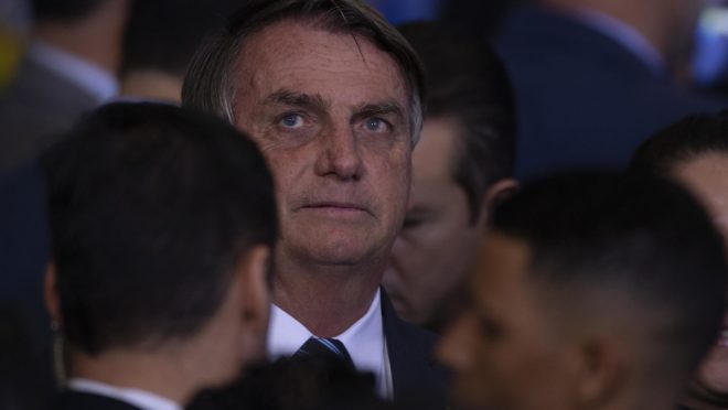 Freire pede que Congresso abra processo de impeachment contra Bolsonaro