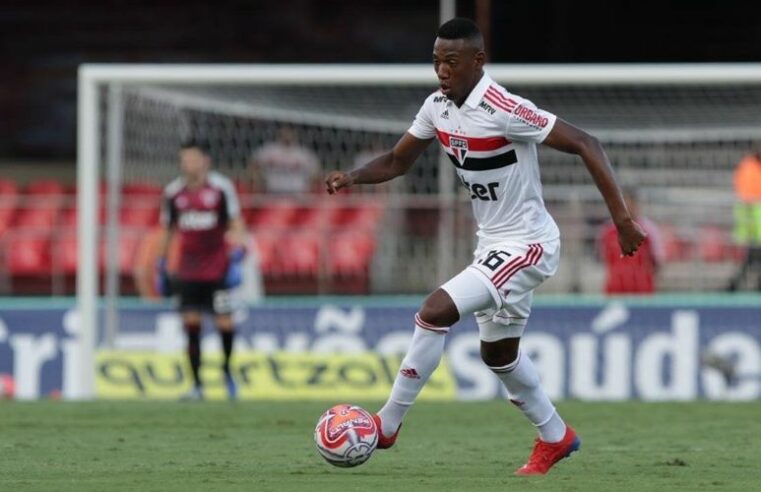 Jogador do Tricolor atinge marca impressionante e chama atenção