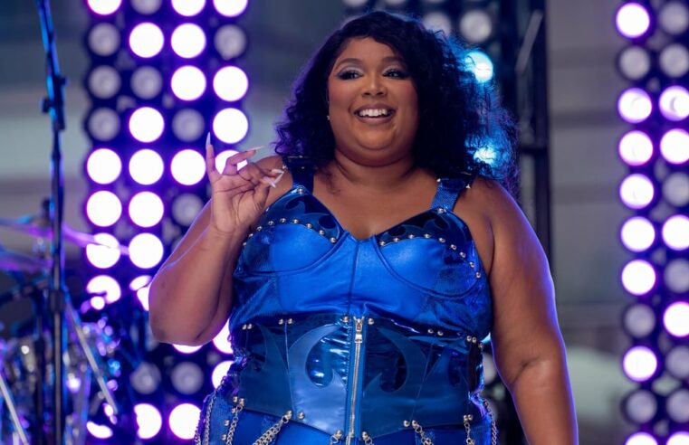 Lizzo usou um macacão Yitty e sutiã para sua última corrida ao alvo