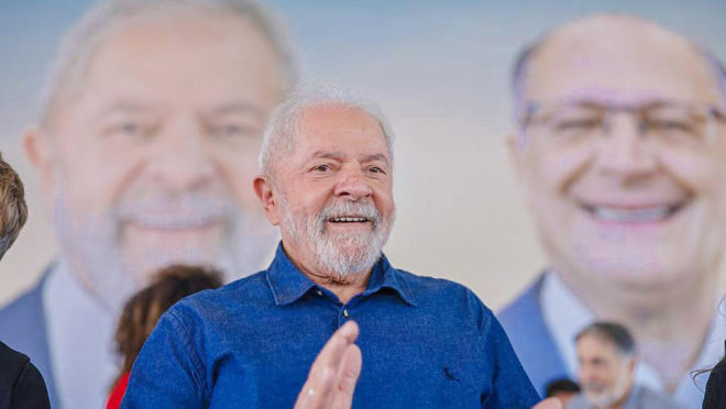 Lula almoça com banqueiros e empresários na Fiesp