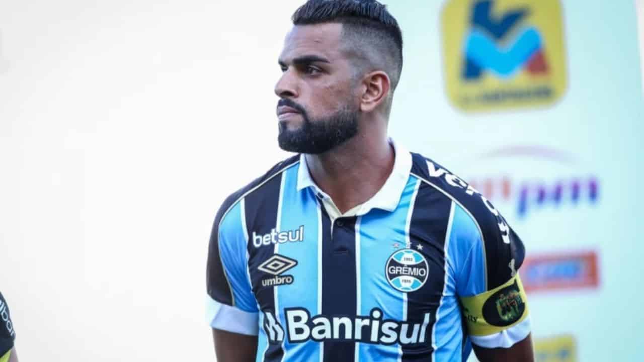 Maicon elogia Renato e mostra grande admiração pelo ídolo do Grêmio