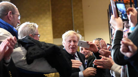 Mídia descobre a ambição de Boris Johnson