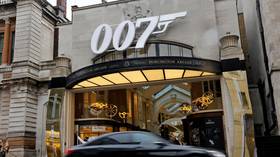Produtor de 007 fala sobre se o futuro James Bond será 'ele' ou 'ela'
