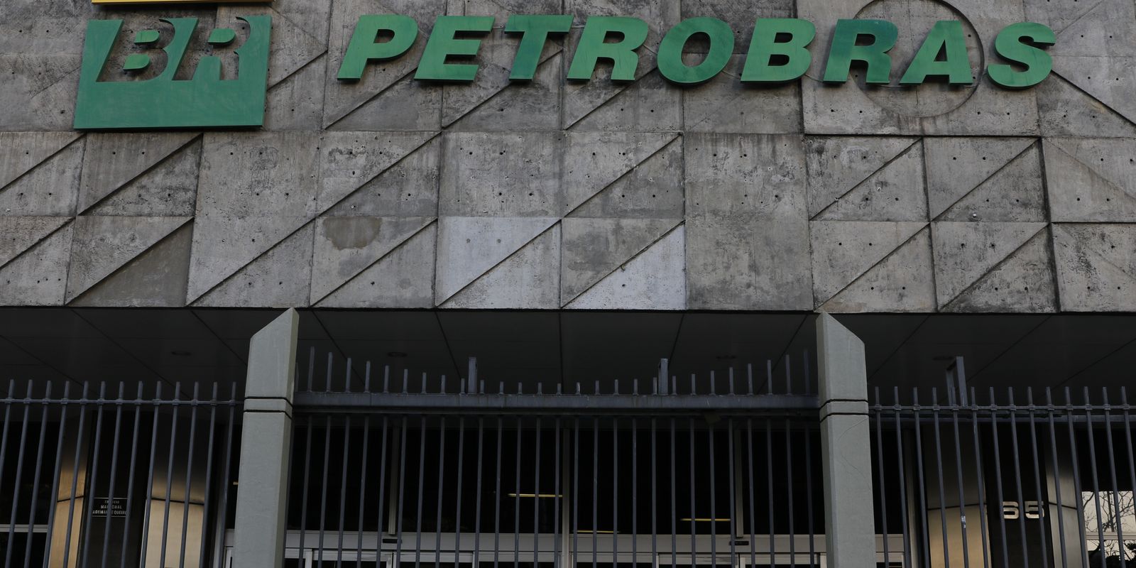 Petrobras diz que Ibama supervisiona simulado na margem equatorial