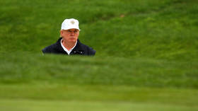 Trump diz a rebeldes do golfe que levem dinheiro saudita