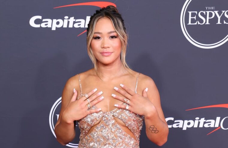 Vestido de prata de Suni Lee no ESPY Awards 2022