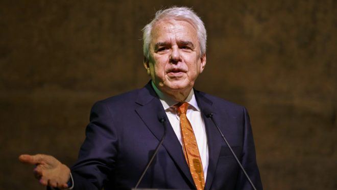 Weber autoriza depoimentos sobre suposta interferência de Bolsonaro