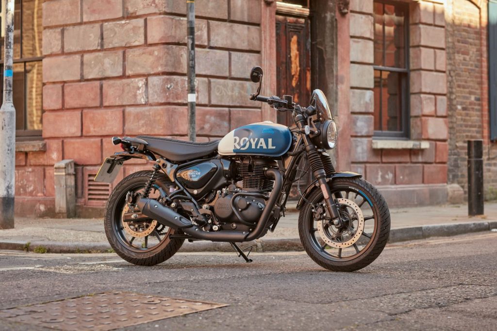 Veja os detalhes da nova Royal Enfield Hunter, motocicleta que alia o design contemporâneo com o clássico DNA da marca