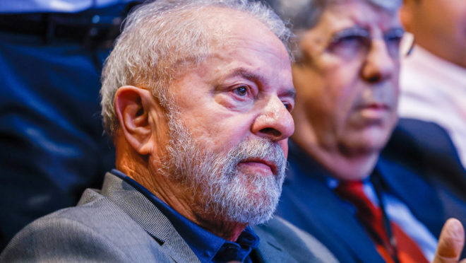 Campanha de Lula reforça estratégia de comunicação com evangélicos