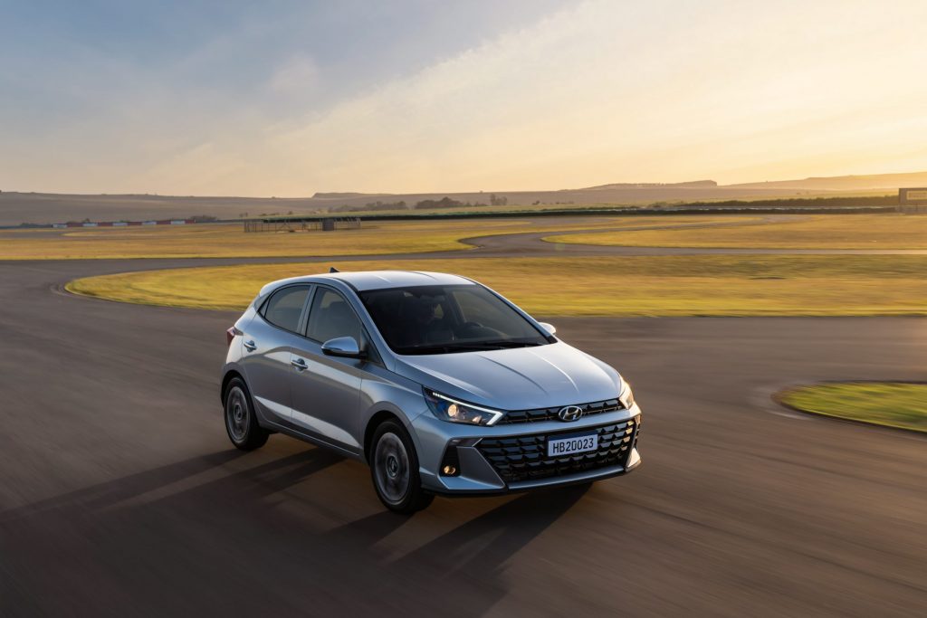 Veja os detalhes do Hyundai HB20 Platinum Plus, a versão topo de linha do carro de passeio mais vendido de 2022