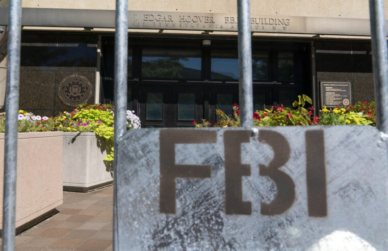 Os americanos veem cada vez mais o FBI como a ‘Gestapo de Biden’ – pesquisa – RT World News