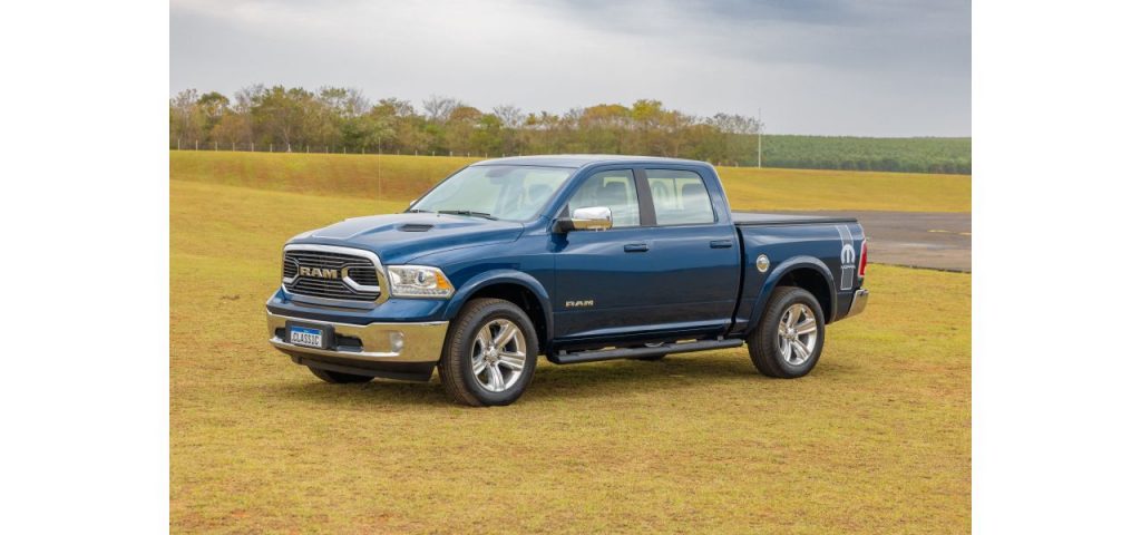 A Ram Classic 2023 é a nova picape de entrada da marca premium