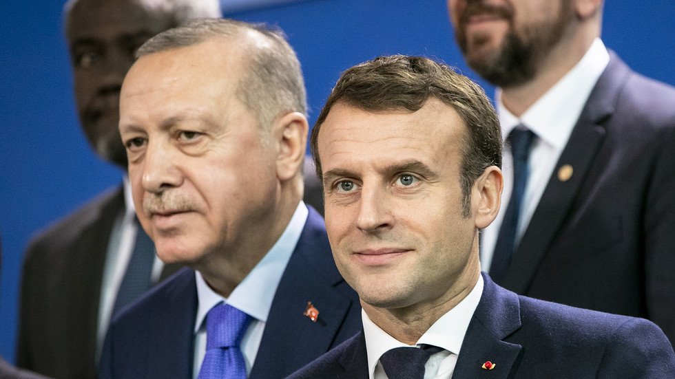 Turquia critica comentários de Macron sobre imperialismo — RT World News