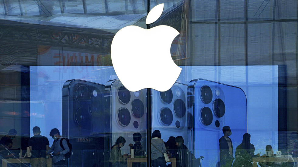 Apple admite bugs críticos em iPhones e Macs — RT World News