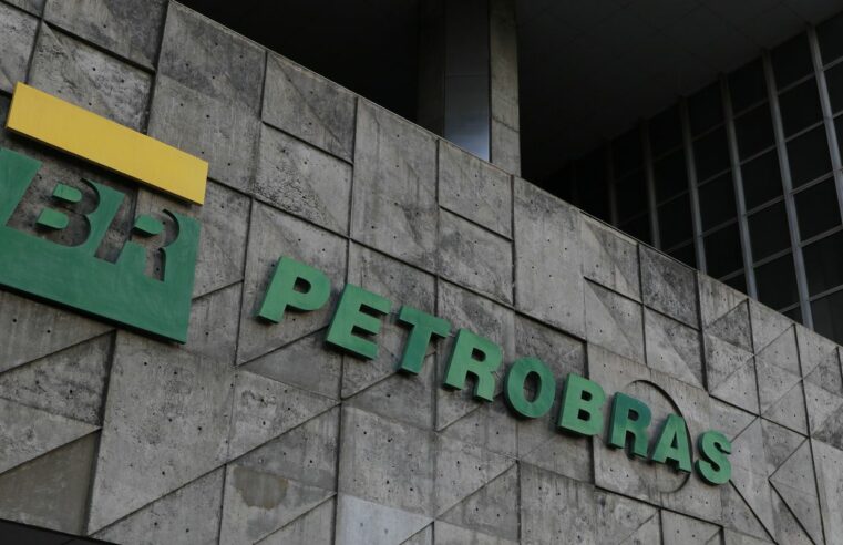 Petrobras reduz preço do querosene de aviação em 5,8%