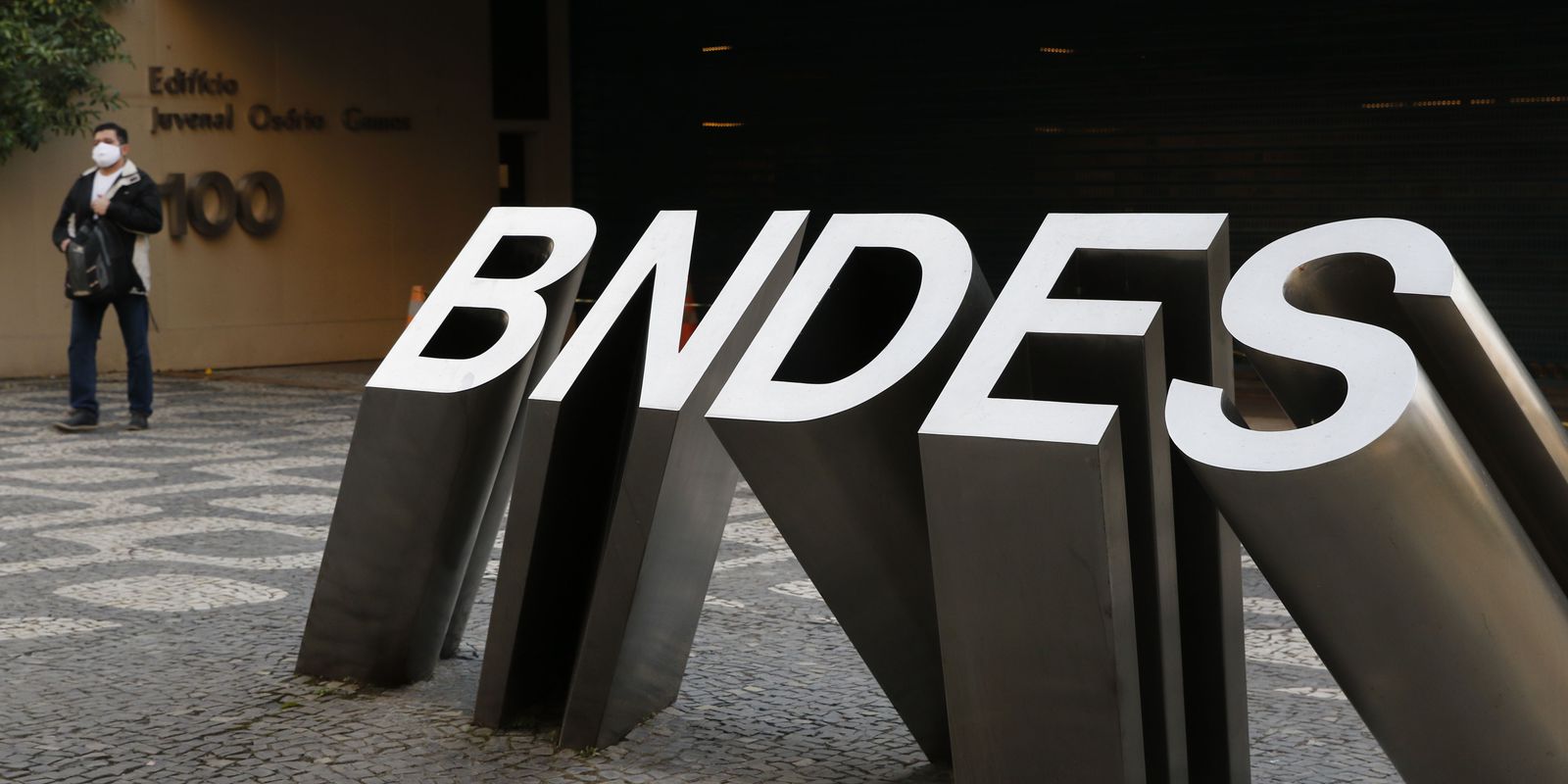 BNDES e BID vão avaliar projetos viáveis na área de saneamento