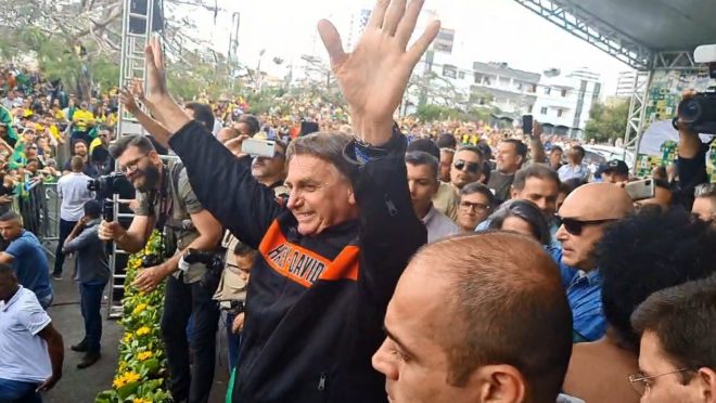 Bolsonaro faz campanha na Bahia e convoca para atos no 7 de setembro