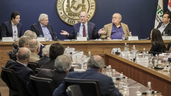 Ciro Gomes reforça propostas ao comércio e indústria em sabatina em SP