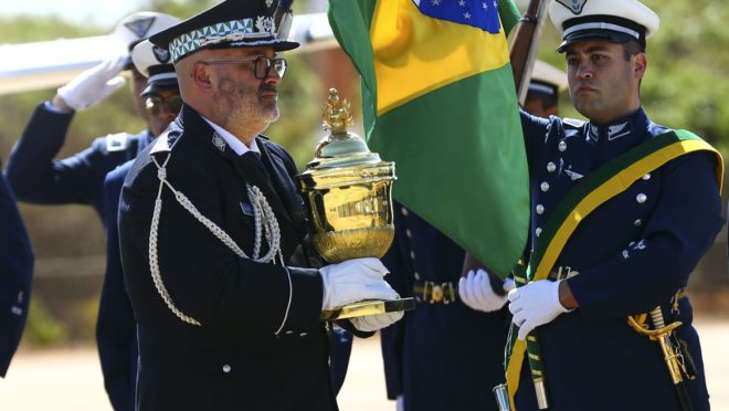 Coração de Dom Pedro I chega ao Brasil e ficará exposto até setembro