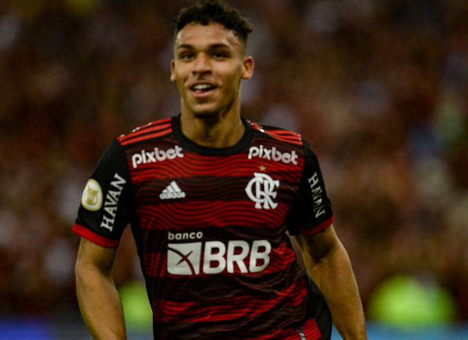 Dorival Júnior elogia atuação do jovem Victor Hugo em goleada – Esportes