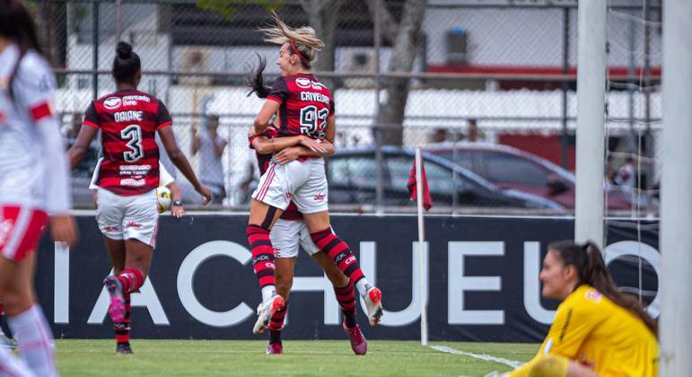 Flamengo vence o Bragantino por 2 a 1 no Brasileirão Feminino – Esportes