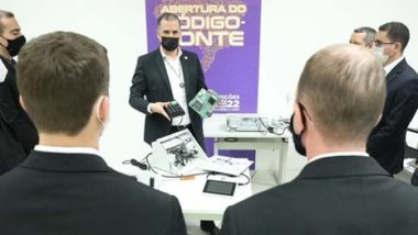 Forças Armadas analisam componentes e funcionamento de urna eletrônica