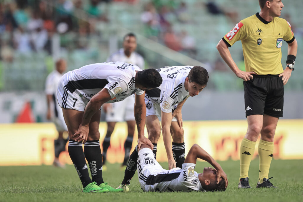 Galo pode ter até 6 desfalques para a próxima partida