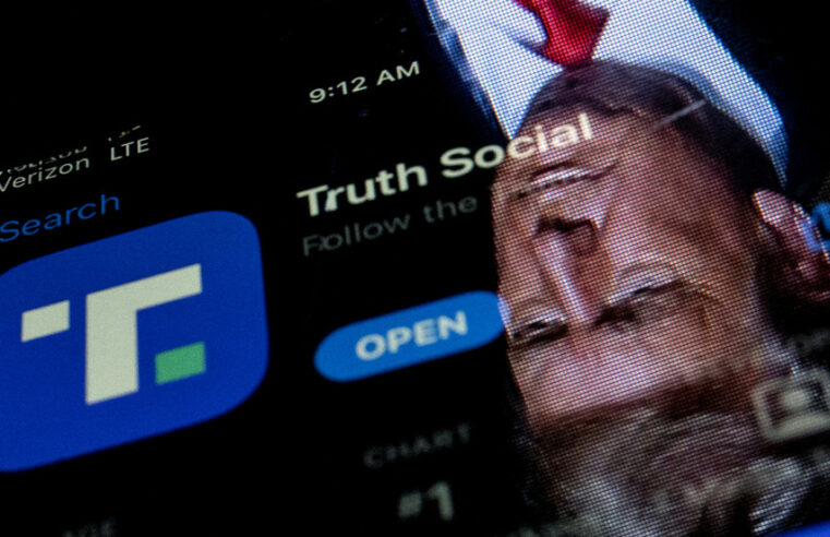 Google ataca o aplicativo Truth Social de Trump — RT World News