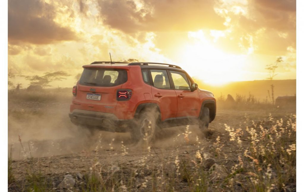 Jeep Renegade atinge 500 mil unidades de atenção