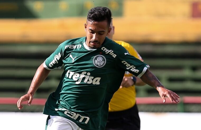 Jogador é anunciado por clube de Portugal após abandonar o Palmeiras