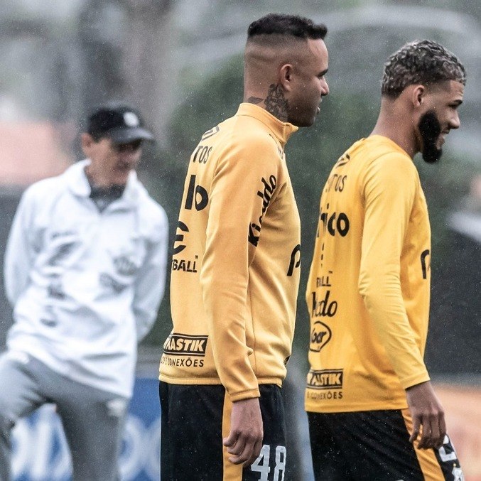 Luan e Nathan treinam no Santos em domingo frio e chuvoso – Esportes