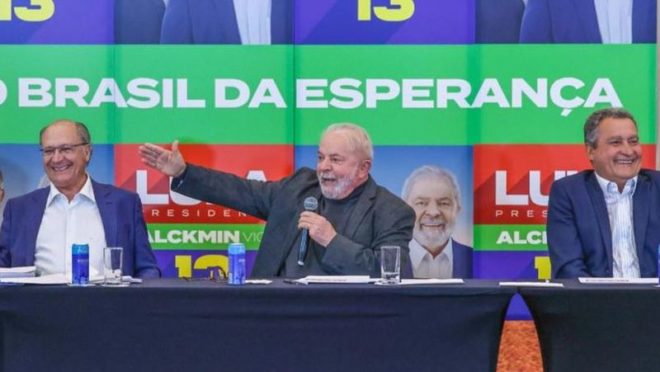 Lula promete recriar Ministério da Segurança e restrição a porte de armas