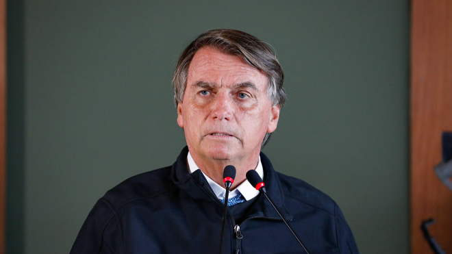 PGR critica Moraes e pede arquivamento de investigação contra Bolsonaro