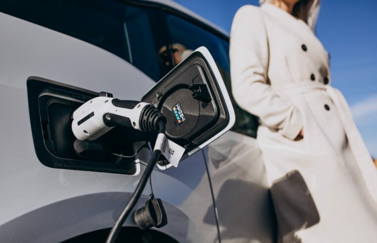 Saiba se realmente é mais caro do que um carro elétrico