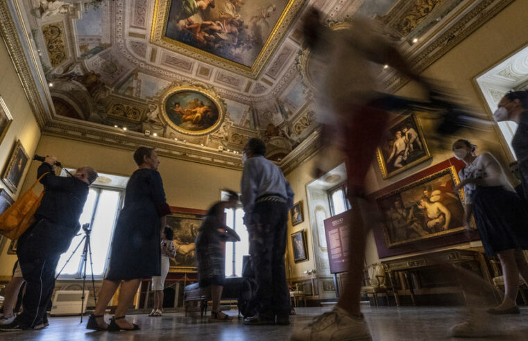 Todos os museus italianos podem ser forçados a fechar — RT World News