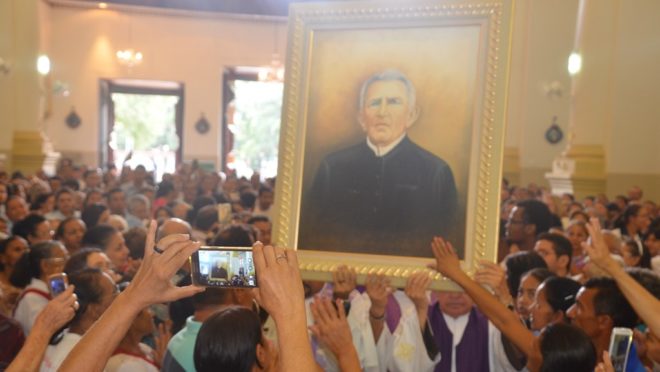 Vaticano autoriza abertura de processo de beatificação de padre Cícero