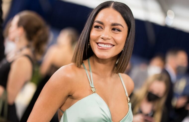 Vestido Chartreuse de penas mais alto Marmo de Vanessa Hudgens